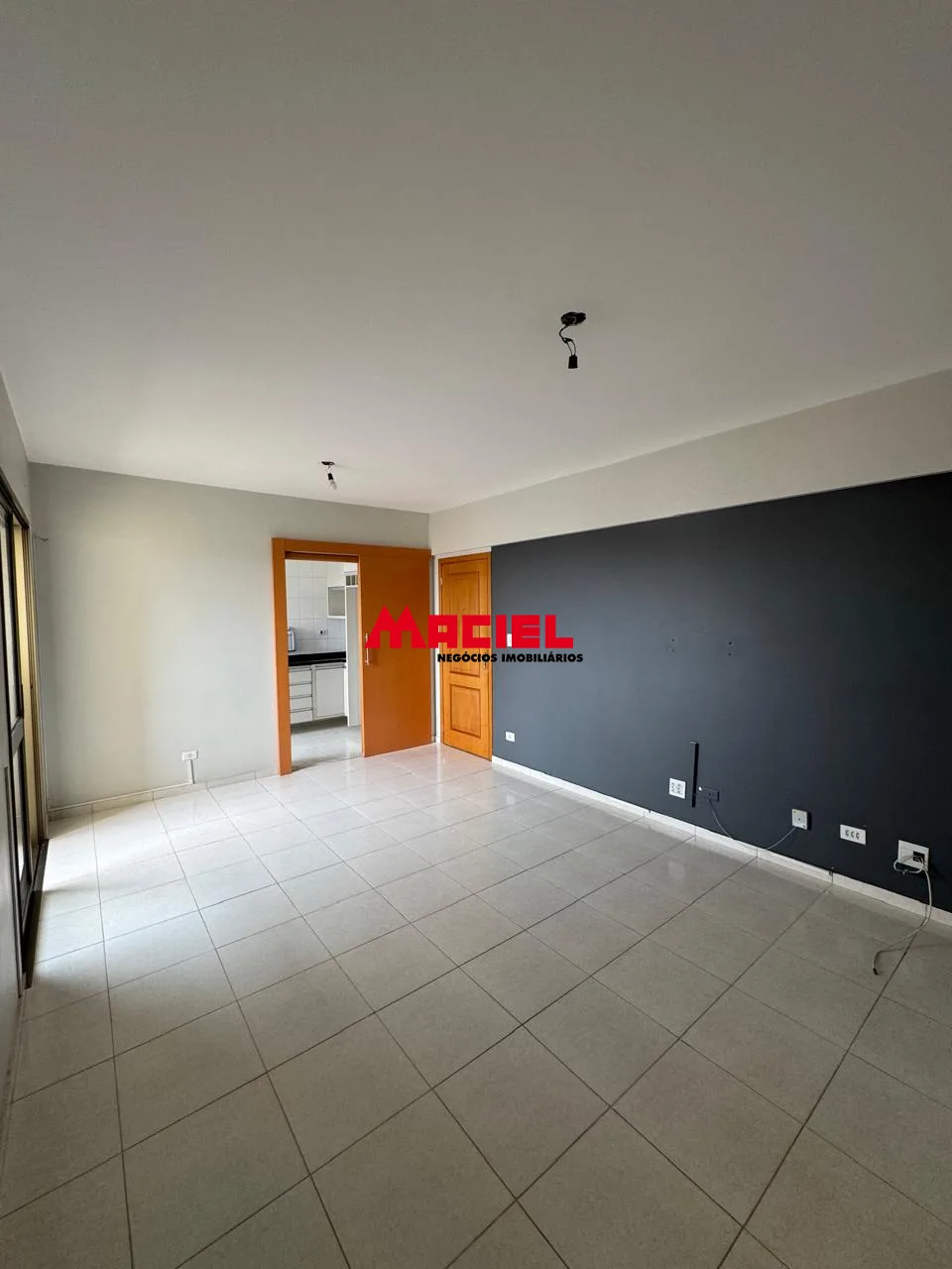 Alugar Apartamento / Padr&atilde;o em S&atilde;o Jos&eacute; dos Campos R$ 3.000,00 - Foto 1