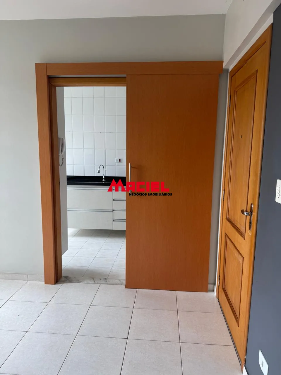 Alugar Apartamento / Padr&atilde;o em S&atilde;o Jos&eacute; dos Campos R$ 3.000,00 - Foto 6