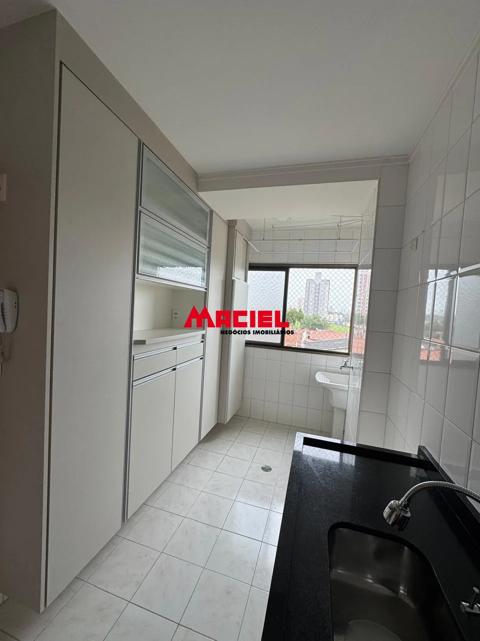 Alugar Apartamento / Padr&atilde;o em S&atilde;o Jos&eacute; dos Campos R$ 3.000,00 - Foto 8
