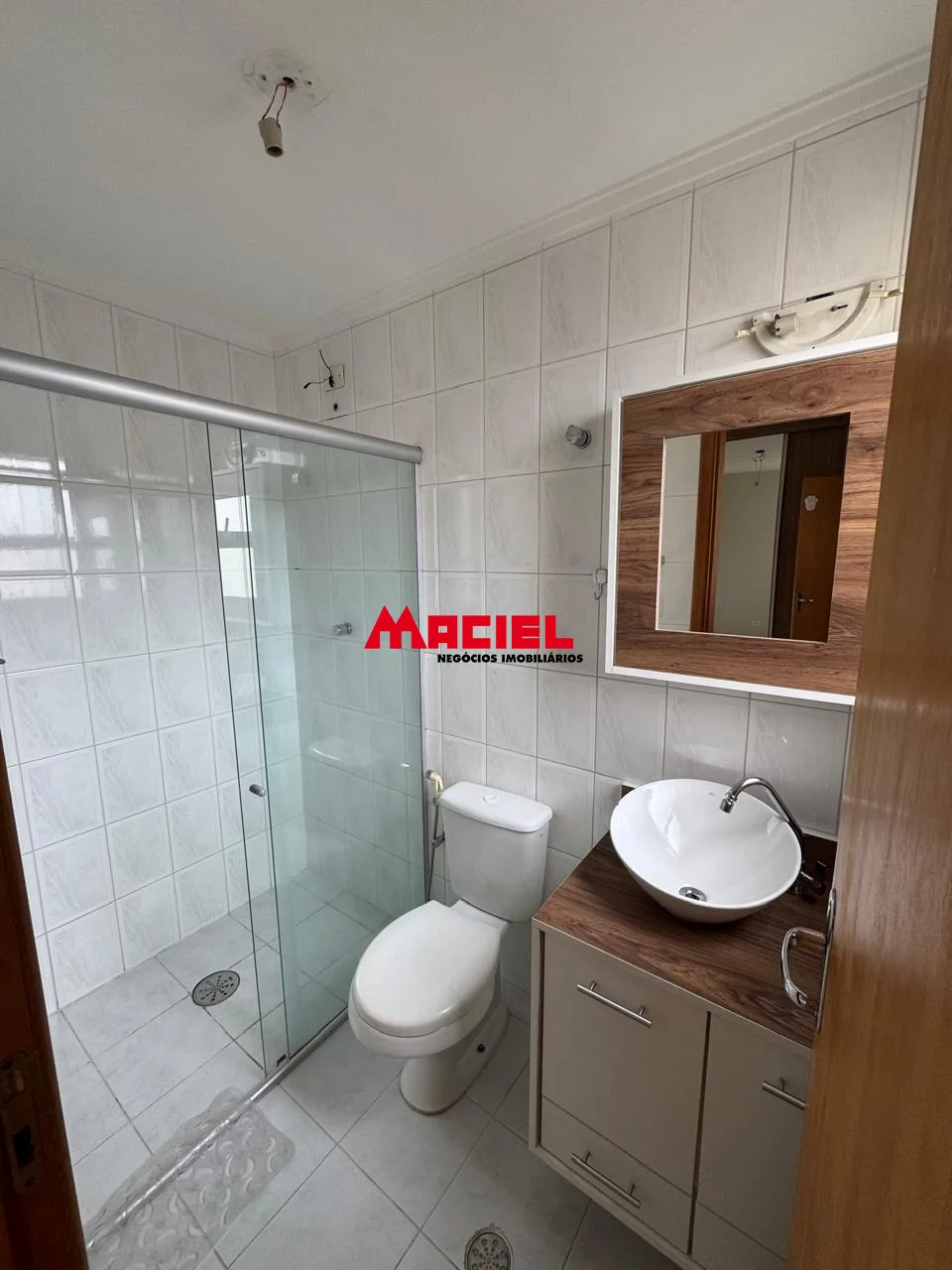 Alugar Apartamento / Padr&atilde;o em S&atilde;o Jos&eacute; dos Campos R$ 3.000,00 - Foto 15