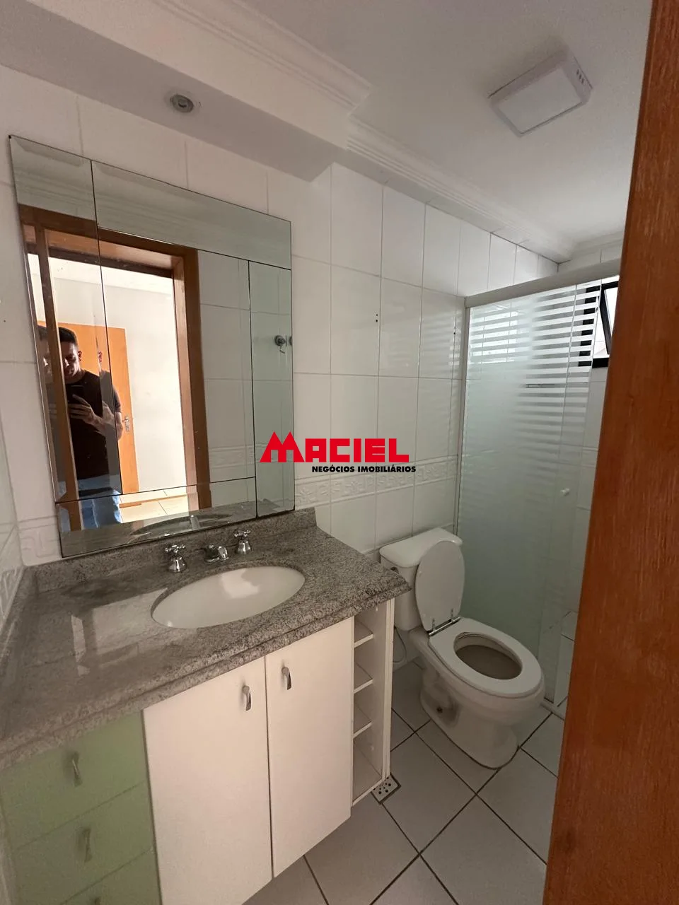 Alugar Apartamento / Padr&atilde;o em S&atilde;o Jos&eacute; dos Campos R$ 4.300,00 - Foto 12