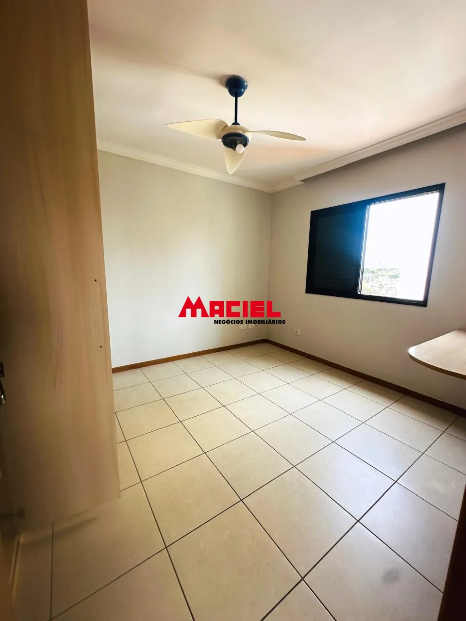 Alugar Apartamento / Padr&atilde;o em S&atilde;o Jos&eacute; dos Campos R$ 4.300,00 - Foto 16