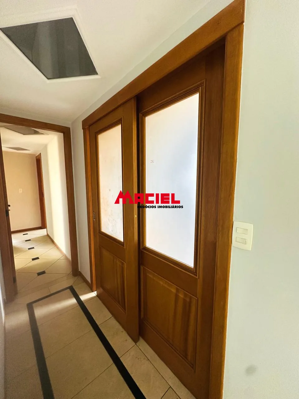 Alugar Apartamento / Padr&atilde;o em S&atilde;o Jos&eacute; dos Campos R$ 4.300,00 - Foto 18
