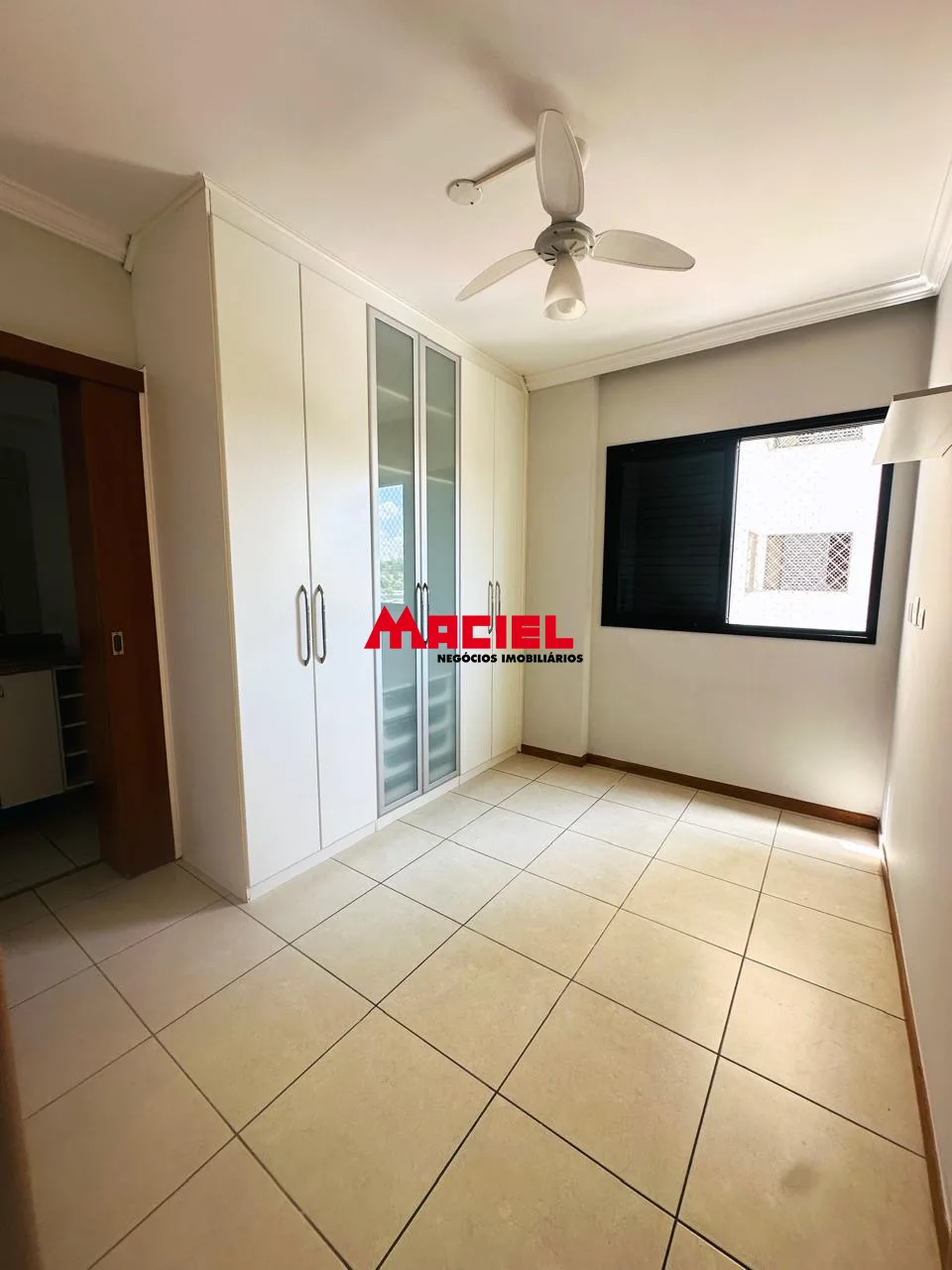 Alugar Apartamento / Padr&atilde;o em S&atilde;o Jos&eacute; dos Campos R$ 4.300,00 - Foto 21