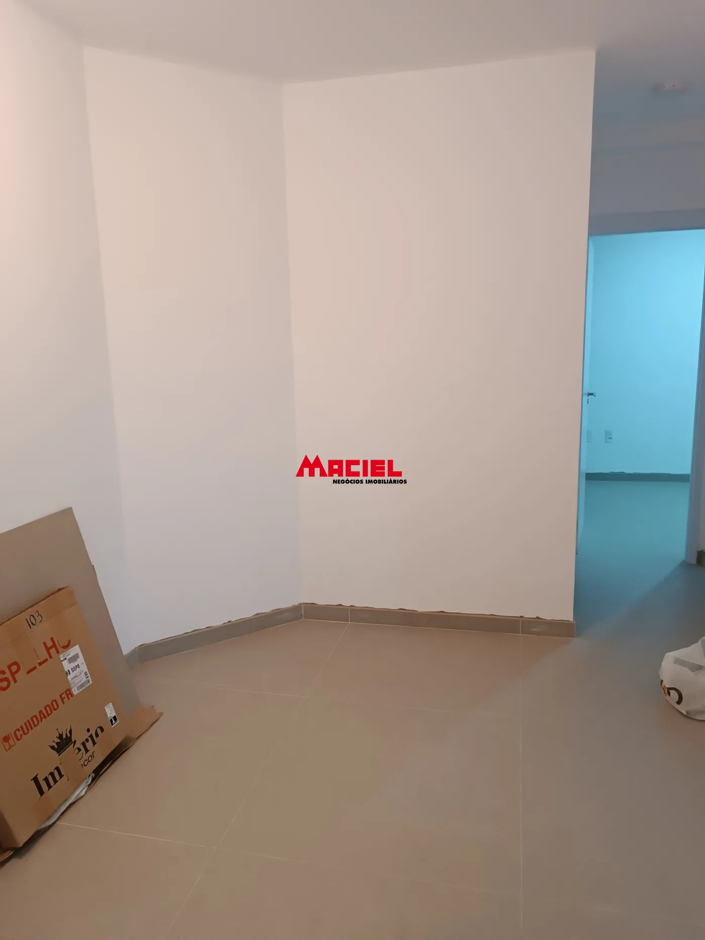 Alugar Apartamento / Padr&atilde;o em S&atilde;o Jos&eacute; dos Campos R$ 3.000,00 - Foto 3