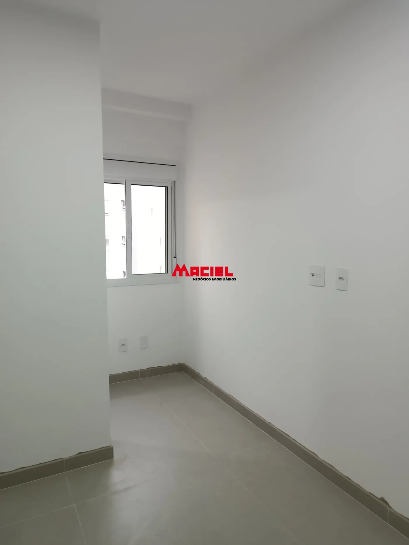 Alugar Apartamento / Padr&atilde;o em S&atilde;o Jos&eacute; dos Campos R$ 3.000,00 - Foto 4