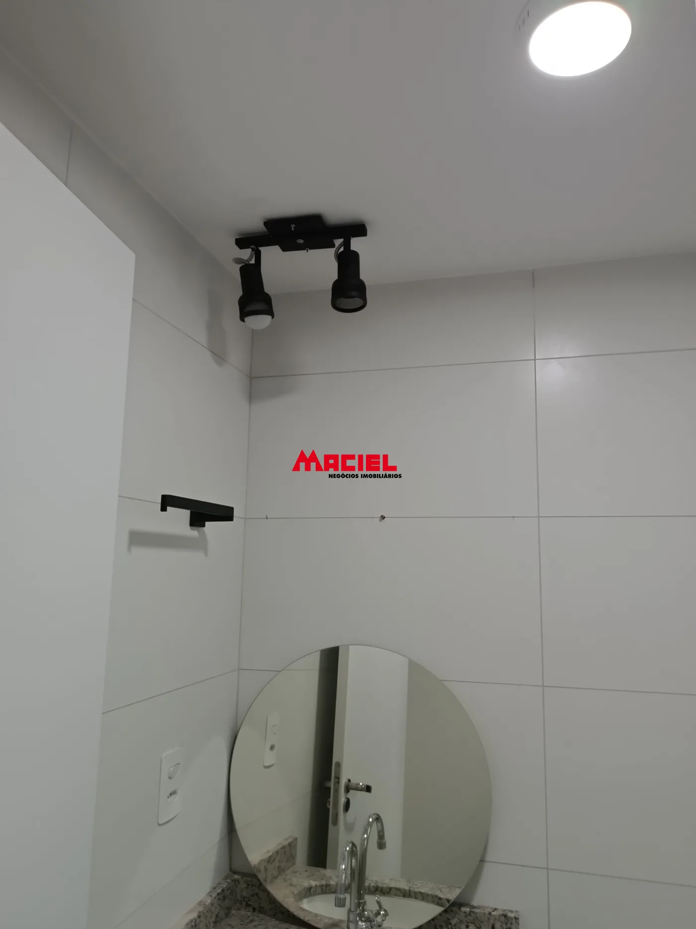 Alugar Apartamento / Padr&atilde;o em S&atilde;o Jos&eacute; dos Campos R$ 3.000,00 - Foto 7
