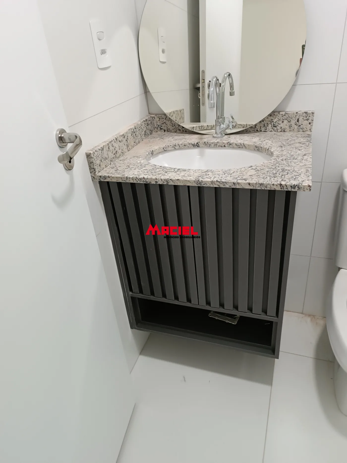Alugar Apartamento / Padr&atilde;o em S&atilde;o Jos&eacute; dos Campos R$ 3.000,00 - Foto 12