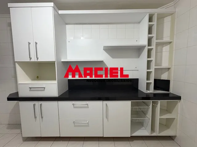 Alugar Apartamento / Padr&atilde;o em S&atilde;o Jos&eacute; dos Campos R$ 2.500,00 - Foto 2