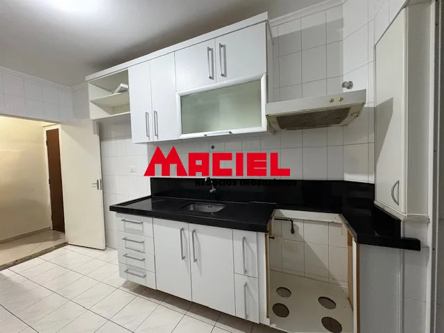 Alugar Apartamento / Padr&atilde;o em S&atilde;o Jos&eacute; dos Campos R$ 2.500,00 - Foto 3