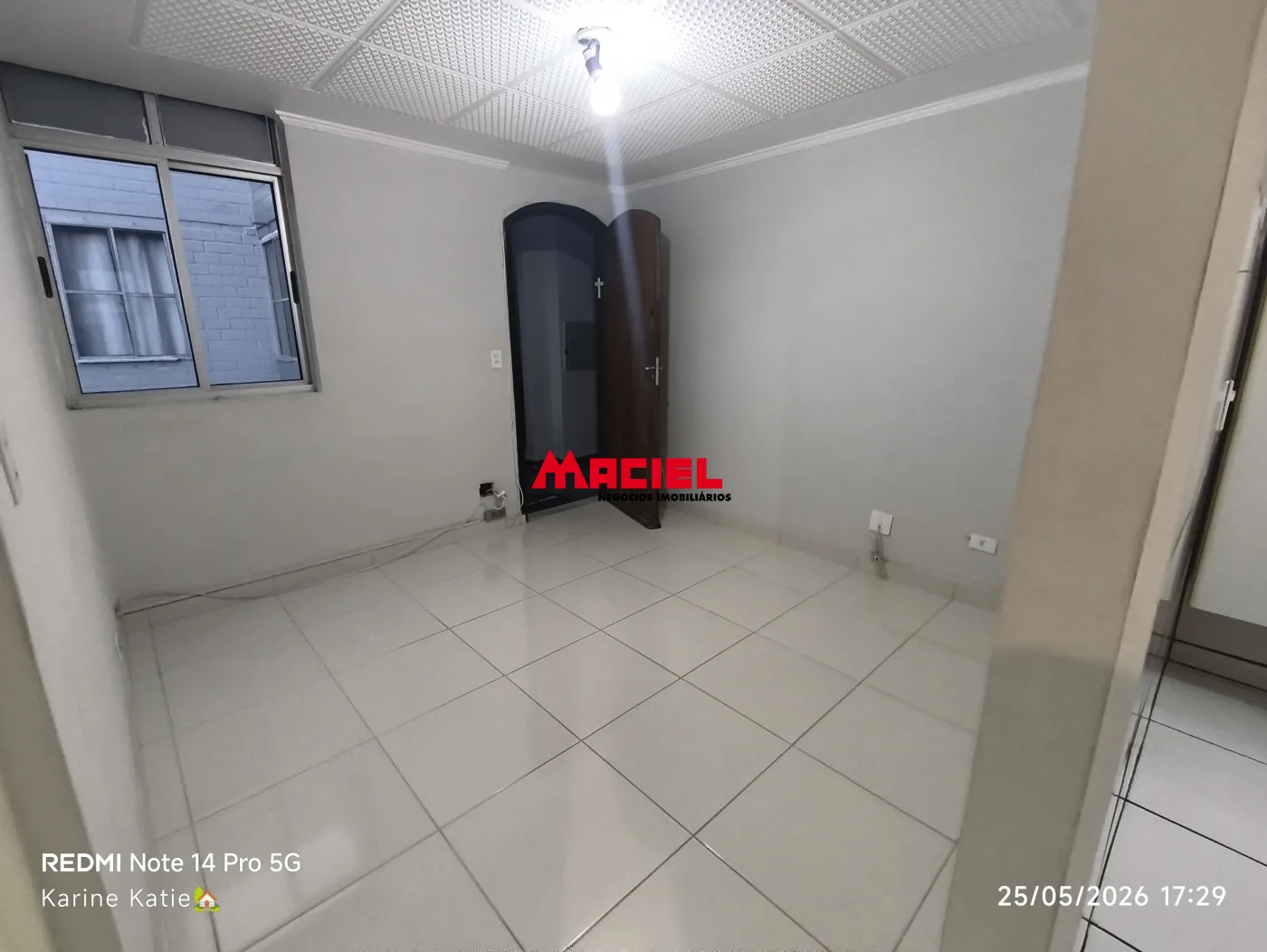 Alugar Apartamento / Padr&atilde;o em S&atilde;o Jos&eacute; dos Campos R$ 1.500,00 - Foto 4