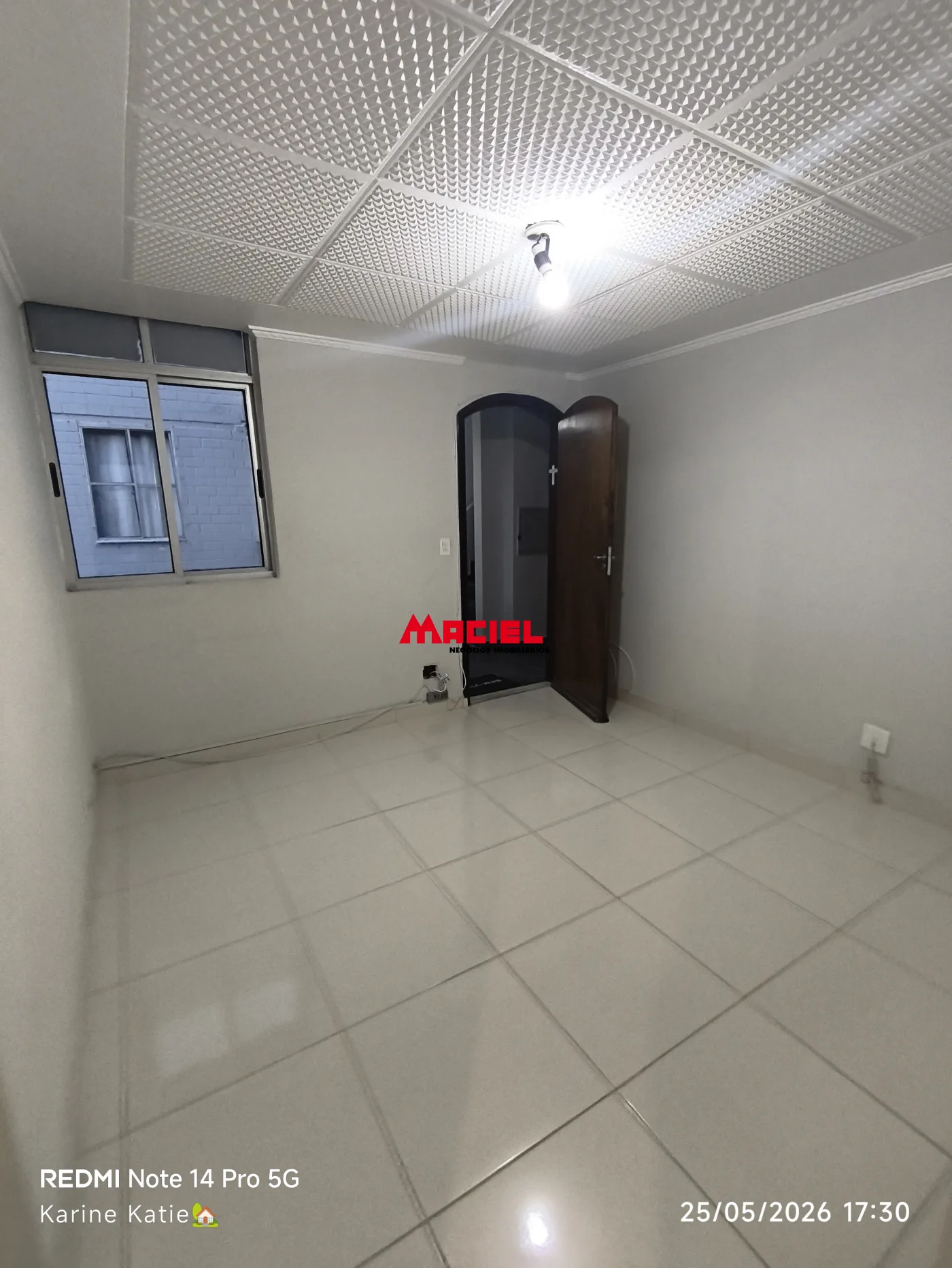 Alugar Apartamento / Padr&atilde;o em S&atilde;o Jos&eacute; dos Campos R$ 1.500,00 - Foto 9