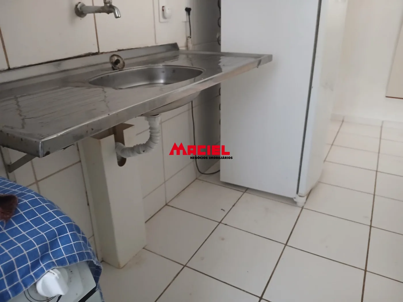Alugar Apartamento / Padr&atilde;o em S&atilde;o Jos&eacute; dos Campos R$ 1.500,00 - Foto 10