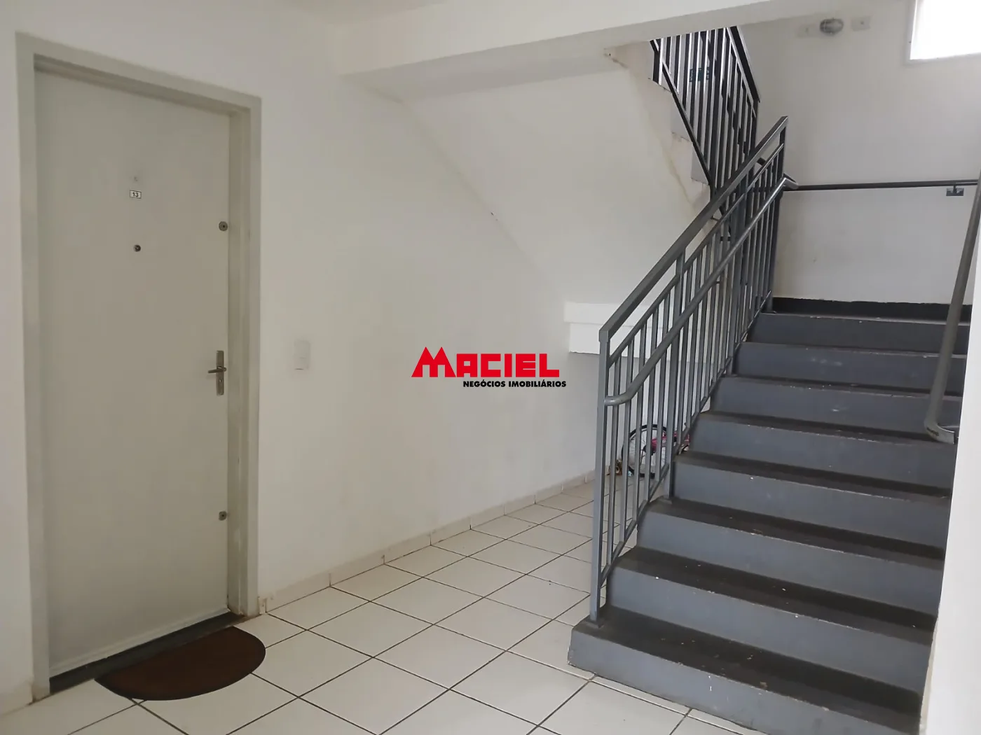 Alugar Apartamento / Padr&atilde;o em S&atilde;o Jos&eacute; dos Campos R$ 1.500,00 - Foto 15