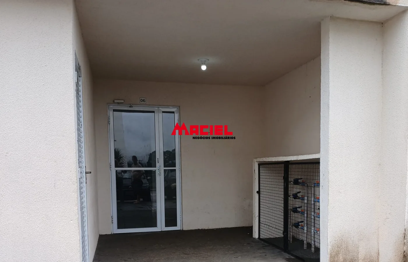Alugar Apartamento / Padr&atilde;o em S&atilde;o Jos&eacute; dos Campos R$ 1.500,00 - Foto 16