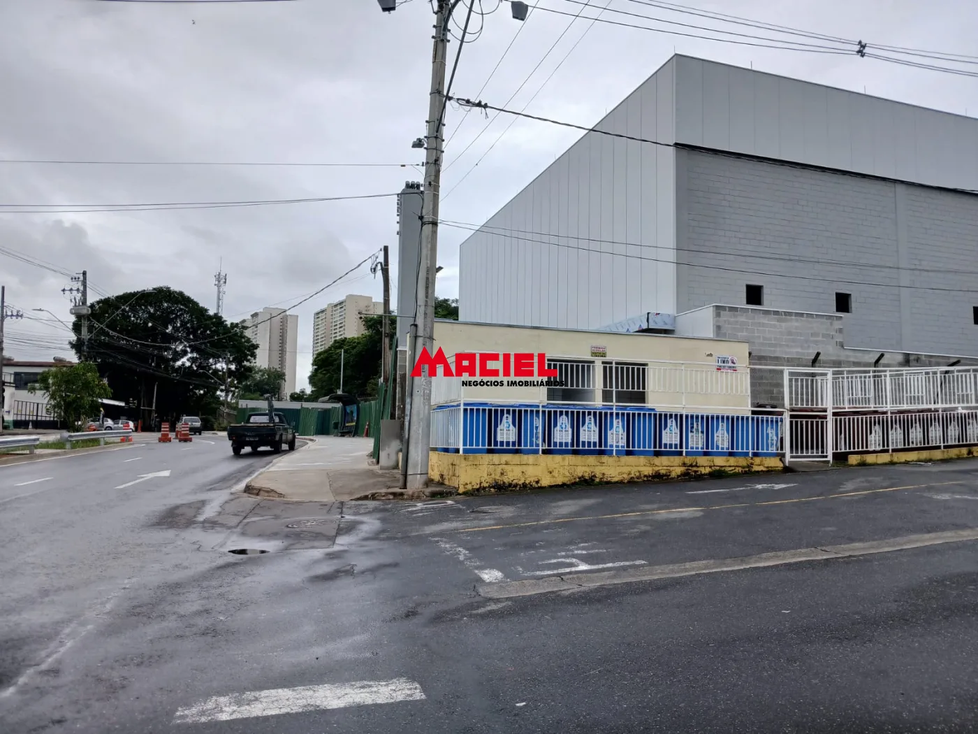 Alugar Apartamento / Padr&atilde;o em S&atilde;o Jos&eacute; dos Campos R$ 1.500,00 - Foto 22