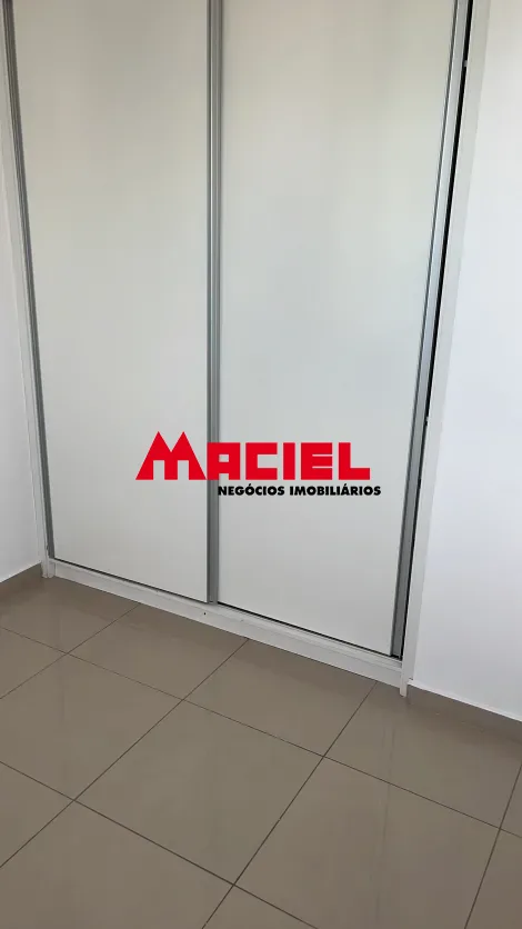Alugar Apartamento / Padr&atilde;o em S&atilde;o Jos&eacute; dos Campos R$ 2.800,00 - Foto 8