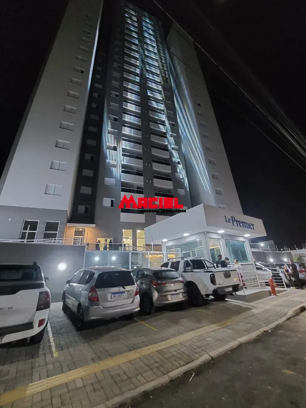 Comprar Apartamento / Padr&atilde;o em Jacare&iacute; R$ 410.000,00 - Foto 1