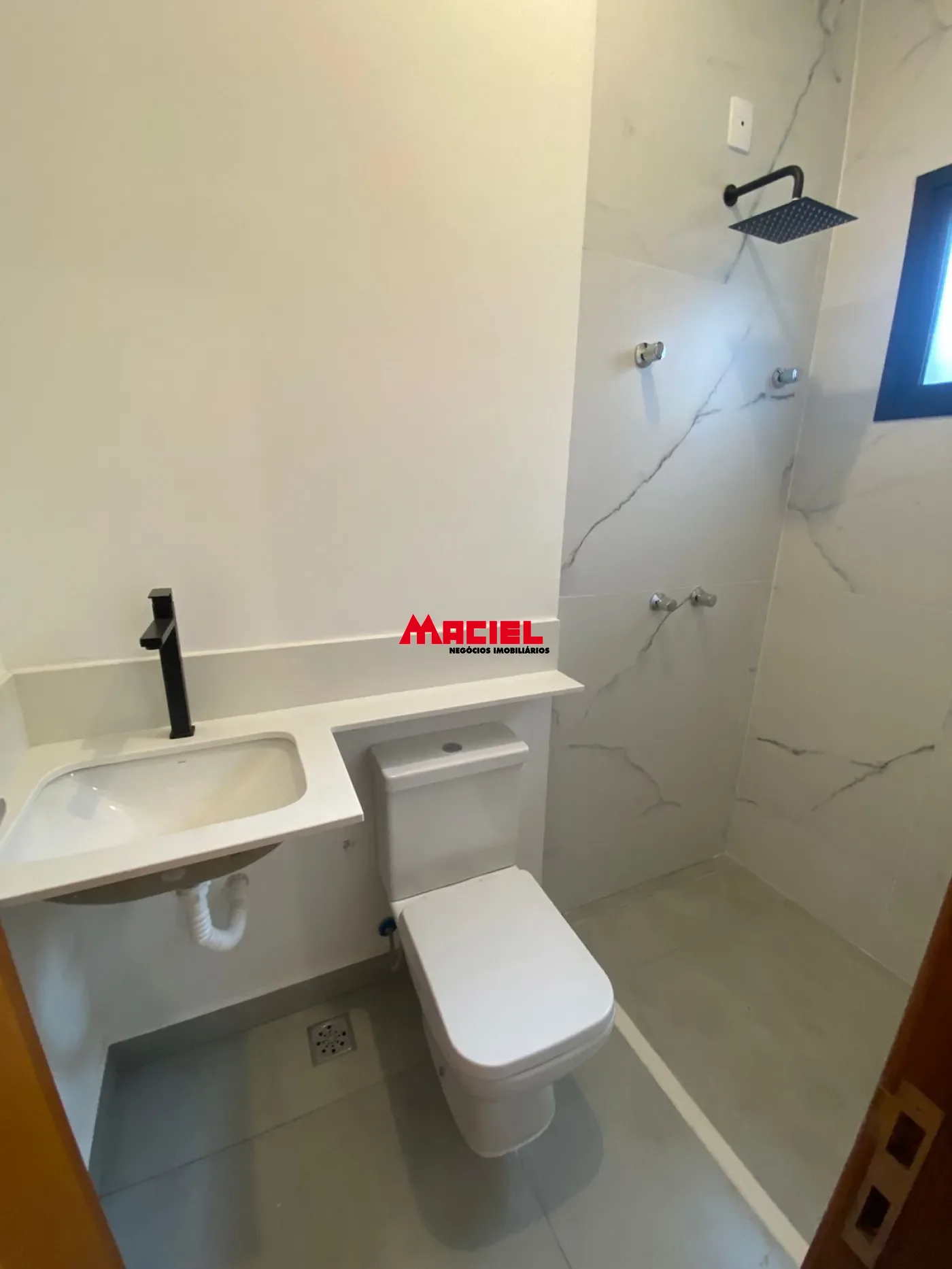 Comprar Casa / Padr&atilde;o em S&atilde;o Jos&eacute; dos Campos R$ 800.000,00 - Foto 5