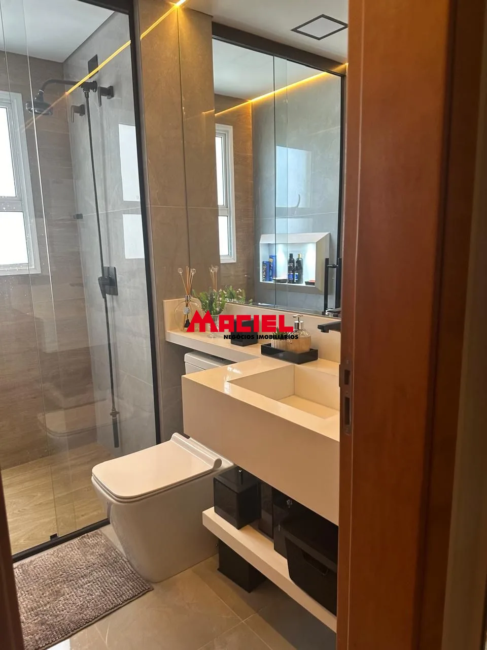 Comprar Apartamento / Padr&atilde;o em S&atilde;o Jos&eacute; dos Campos R$ 1.160.000,00 - Foto 19