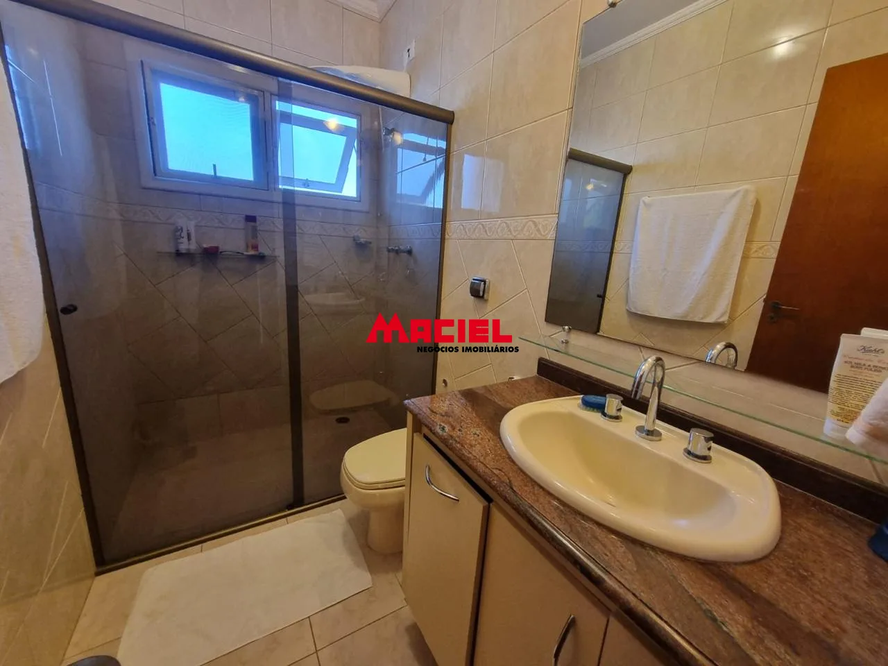 Comprar Casa / Condom&iacute;nio em S&atilde;o Jos&eacute; dos Campos R$ 1.980.000,00 - Foto 3