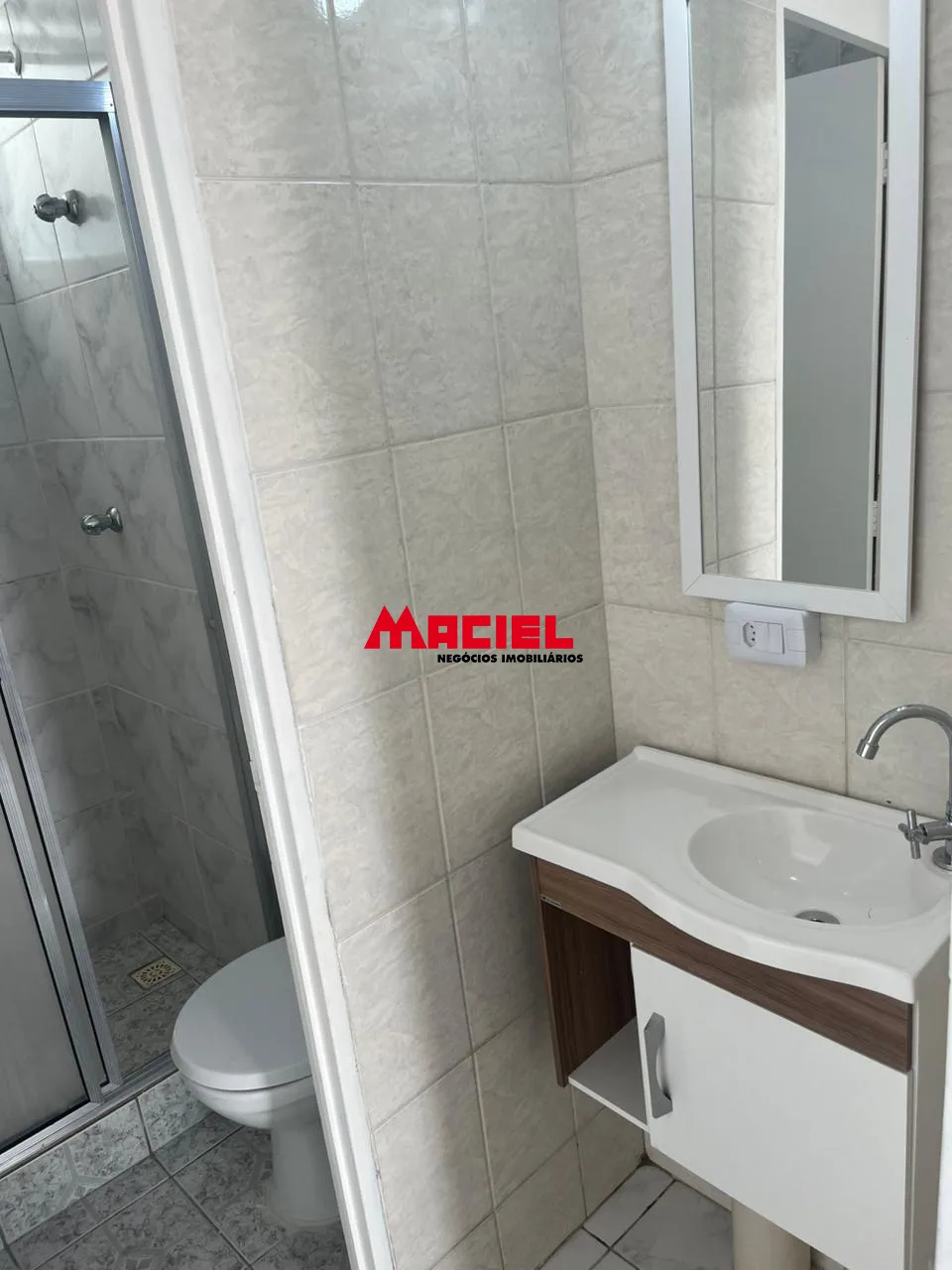 Alugar Apartamento / Padr&atilde;o em S&atilde;o Jos&eacute; dos Campos R$ 1.750,00 - Foto 1