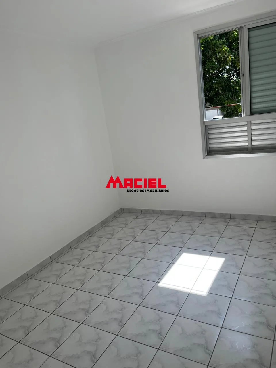 Alugar Apartamento / Padr&atilde;o em S&atilde;o Jos&eacute; dos Campos R$ 1.750,00 - Foto 7