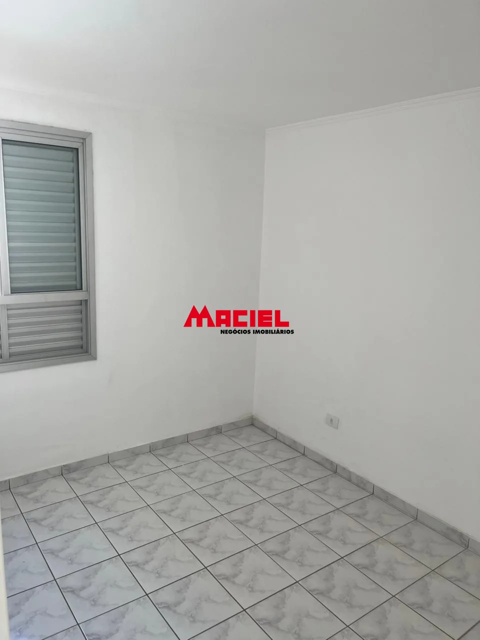 Alugar Apartamento / Padr&atilde;o em S&atilde;o Jos&eacute; dos Campos R$ 1.750,00 - Foto 8