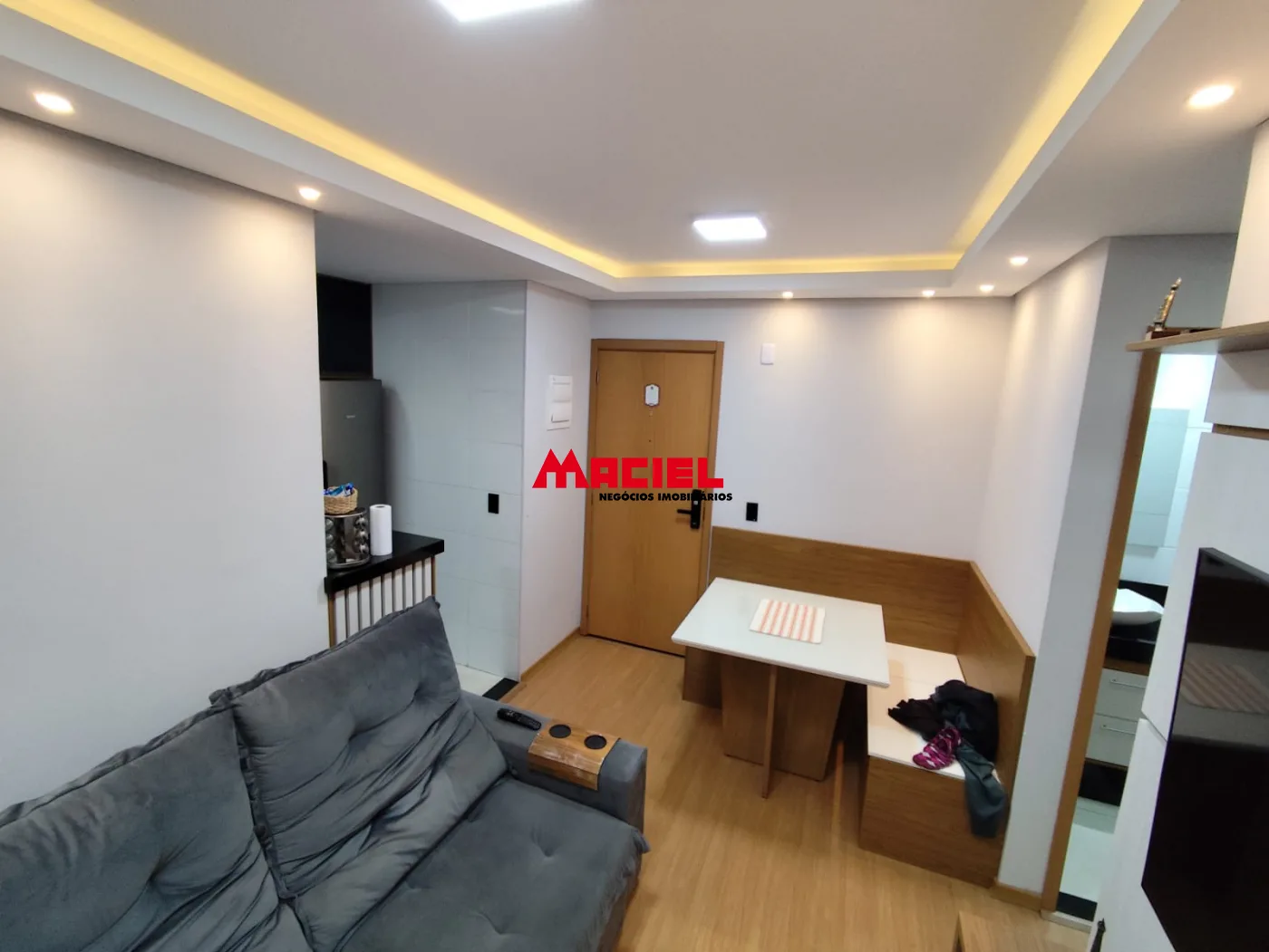 Comprar Apartamento / Padr&atilde;o em S&atilde;o Jos&eacute; dos Campos R$ 385.000,00 - Foto 1