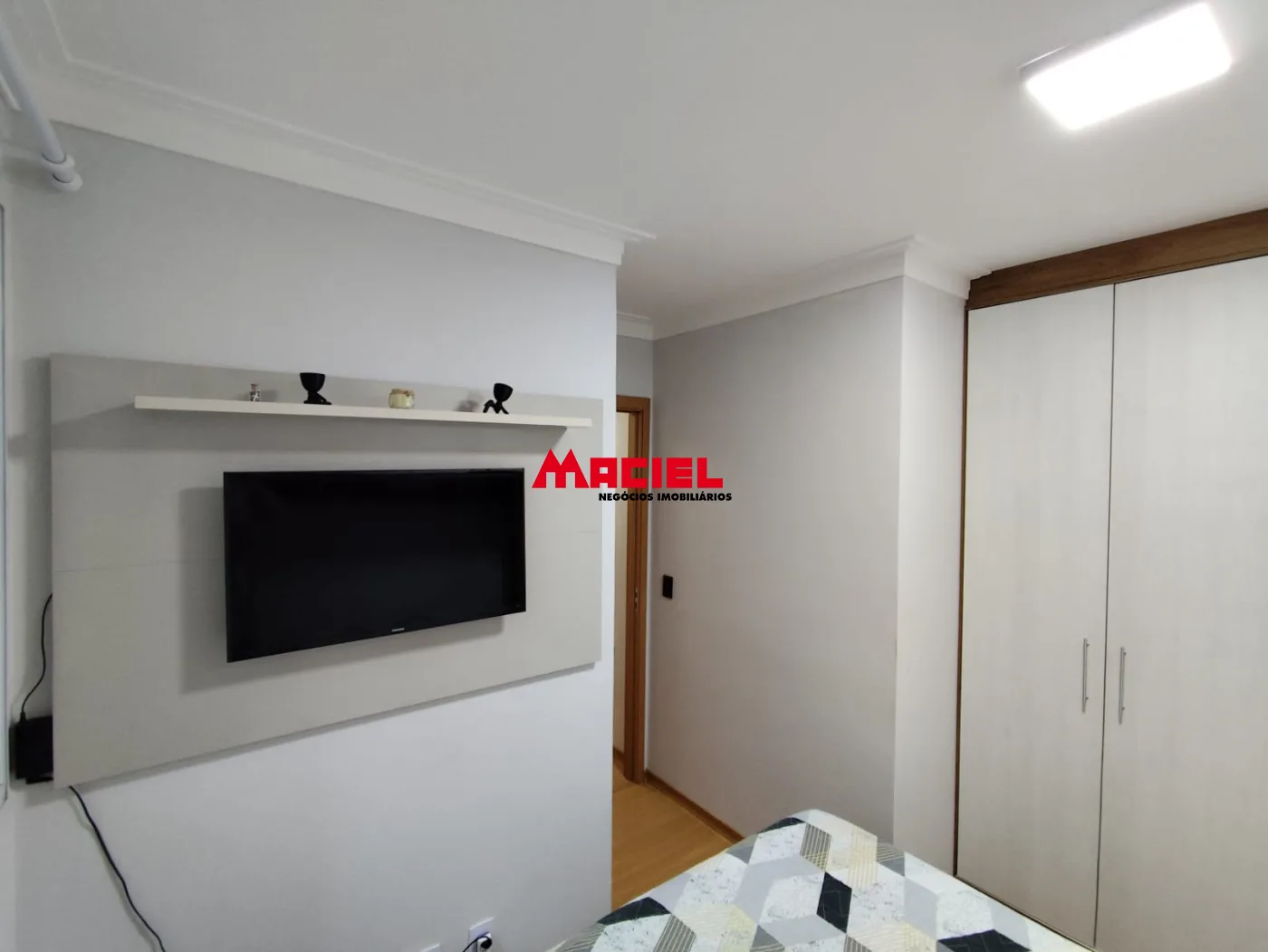 Comprar Apartamento / Padr&atilde;o em S&atilde;o Jos&eacute; dos Campos R$ 385.000,00 - Foto 9