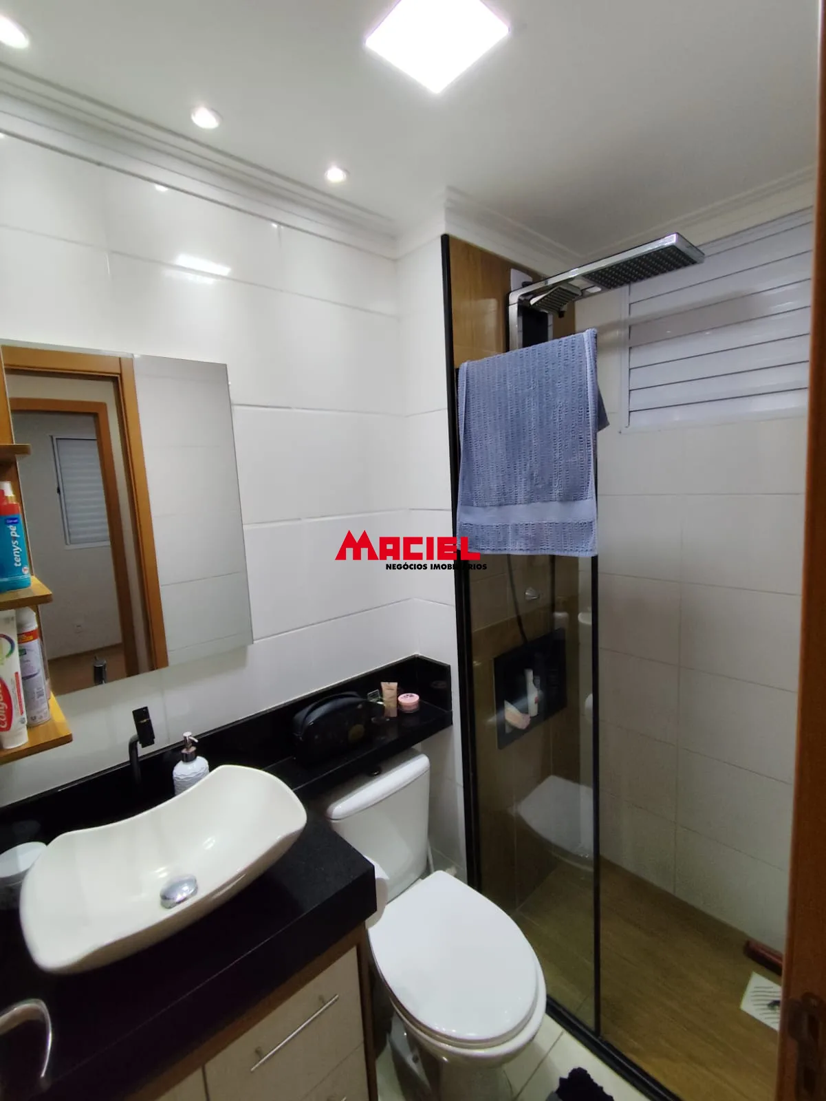 Comprar Apartamento / Padr&atilde;o em S&atilde;o Jos&eacute; dos Campos R$ 385.000,00 - Foto 11