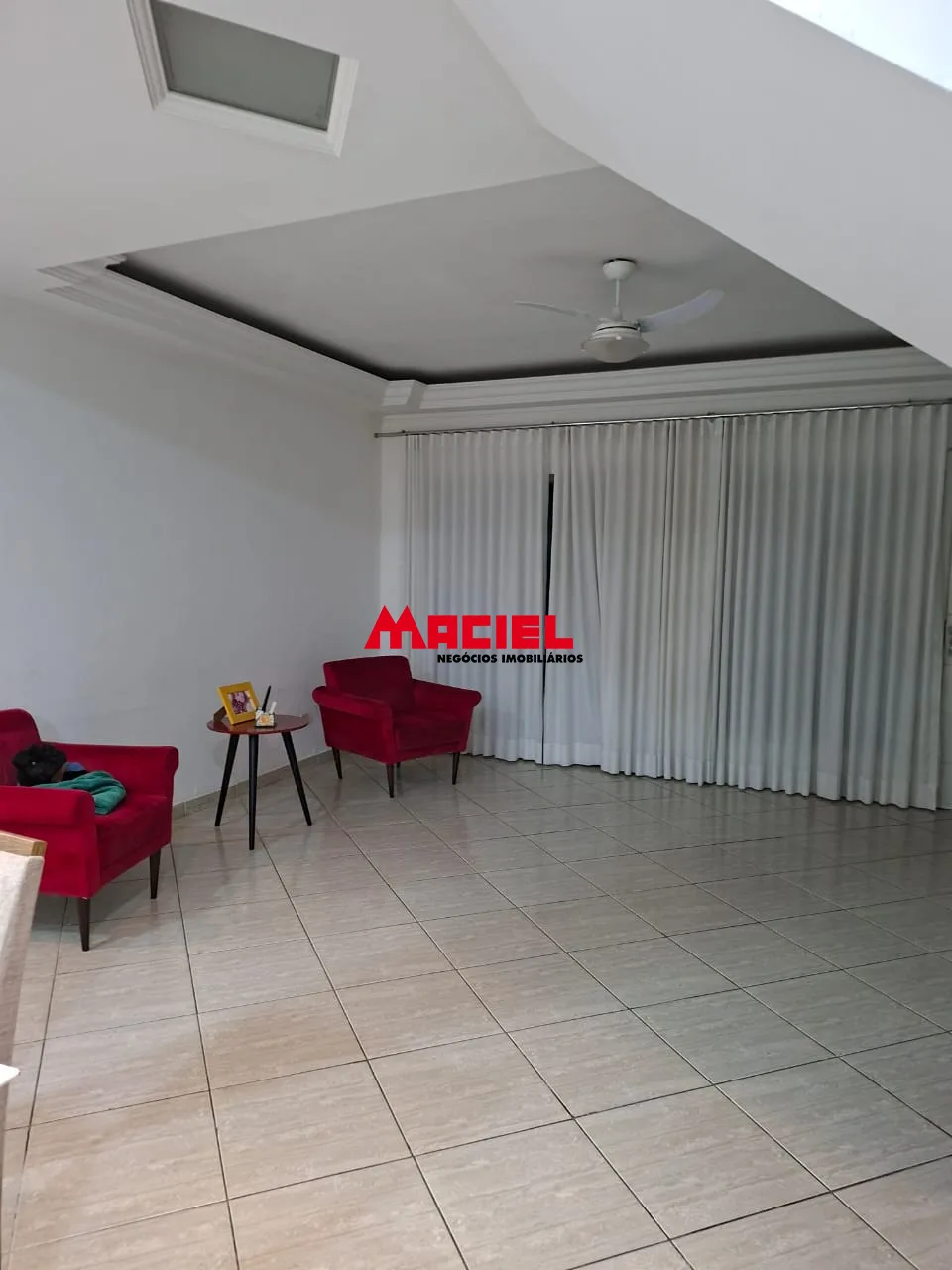 Comprar Casa / Sobrado em Jacare&iacute; R$ 585.000,00 - Foto 3