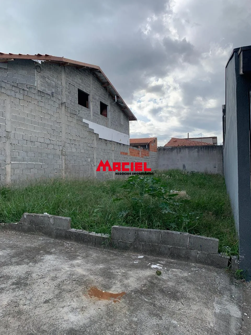 Comprar Terreno / Padr&atilde;o em S&atilde;o Jos&eacute; dos Campos R$ 255.000,00 - Foto 4