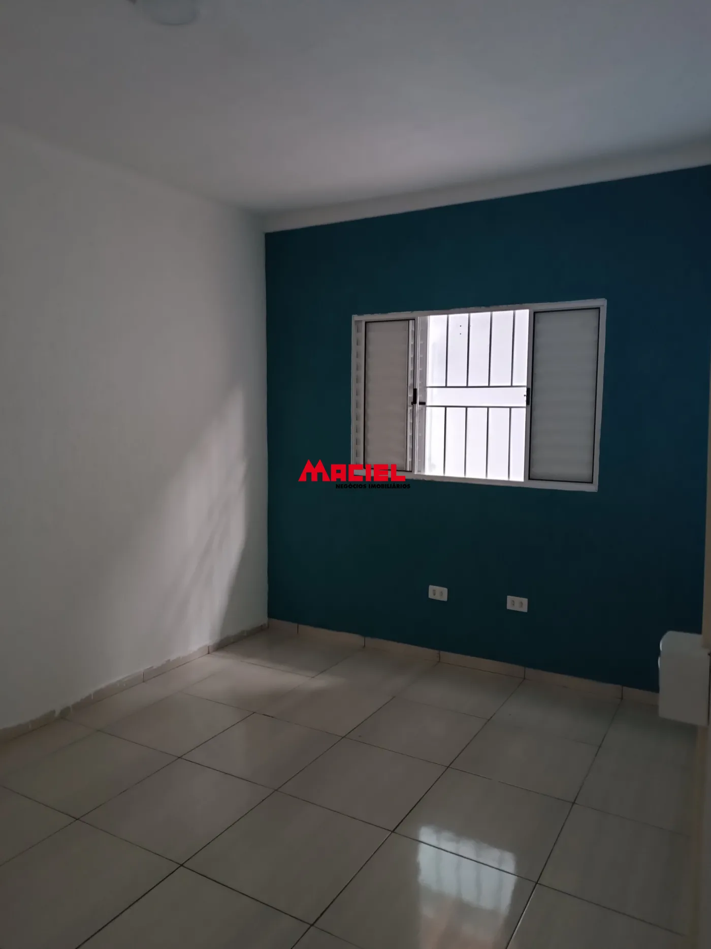 Alugar Casa / Padr&atilde;o em S&atilde;o Jos&eacute; dos Campos R$ 3.100,00 - Foto 1
