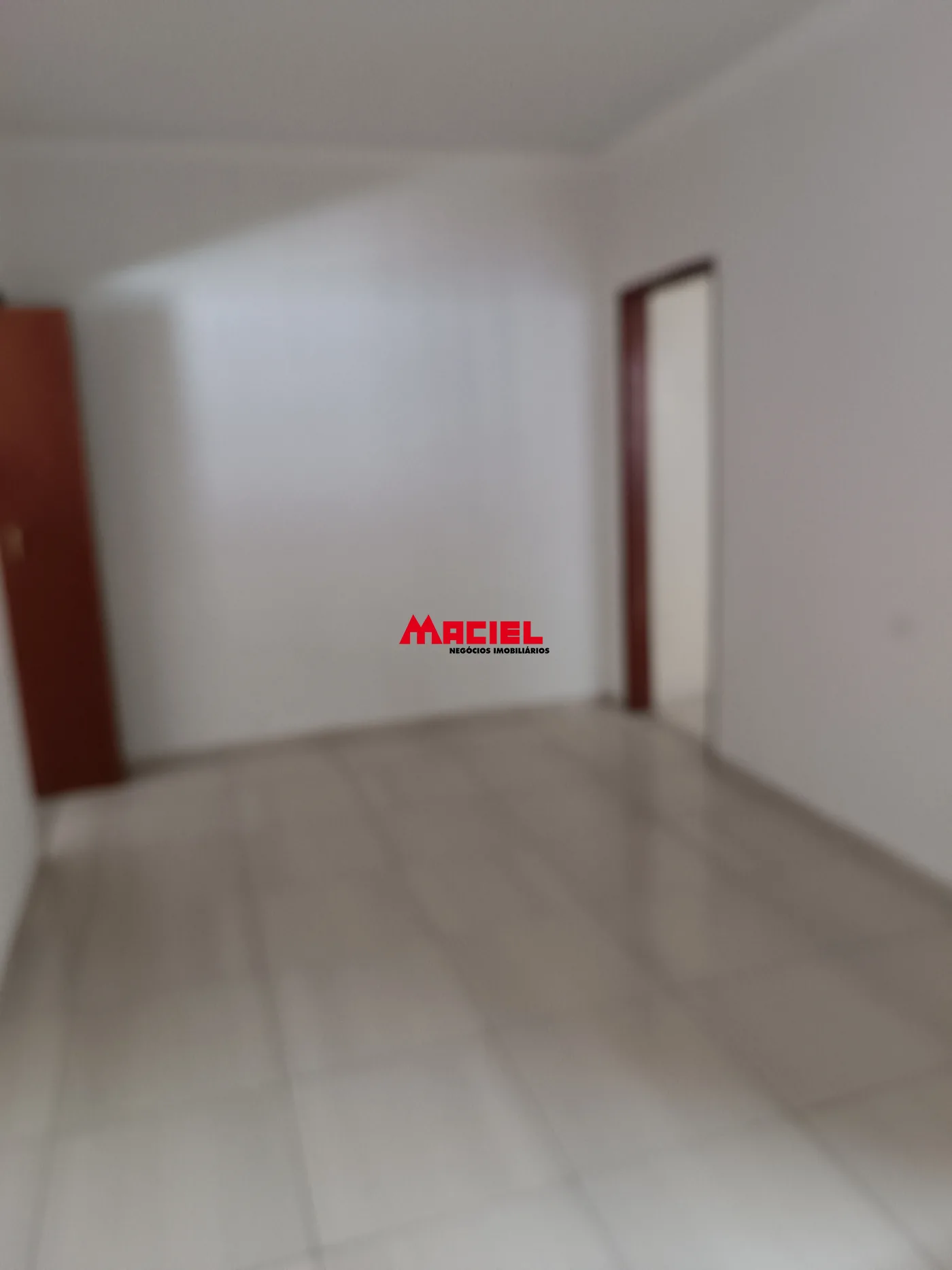 Alugar Casa / Padr&atilde;o em S&atilde;o Jos&eacute; dos Campos R$ 3.100,00 - Foto 4