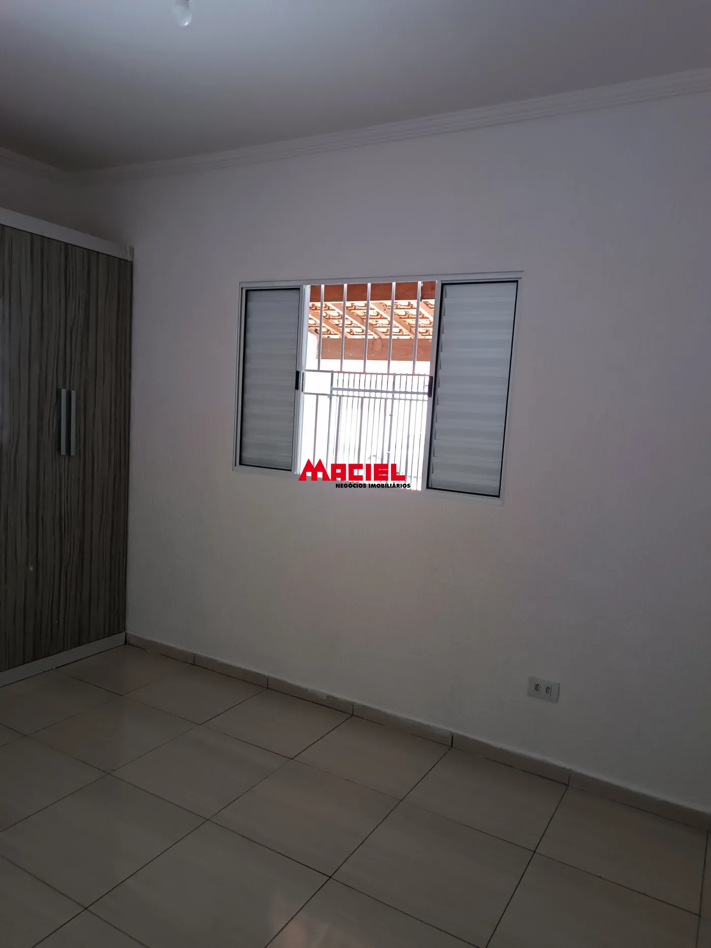 Alugar Casa / Padr&atilde;o em S&atilde;o Jos&eacute; dos Campos R$ 3.100,00 - Foto 6