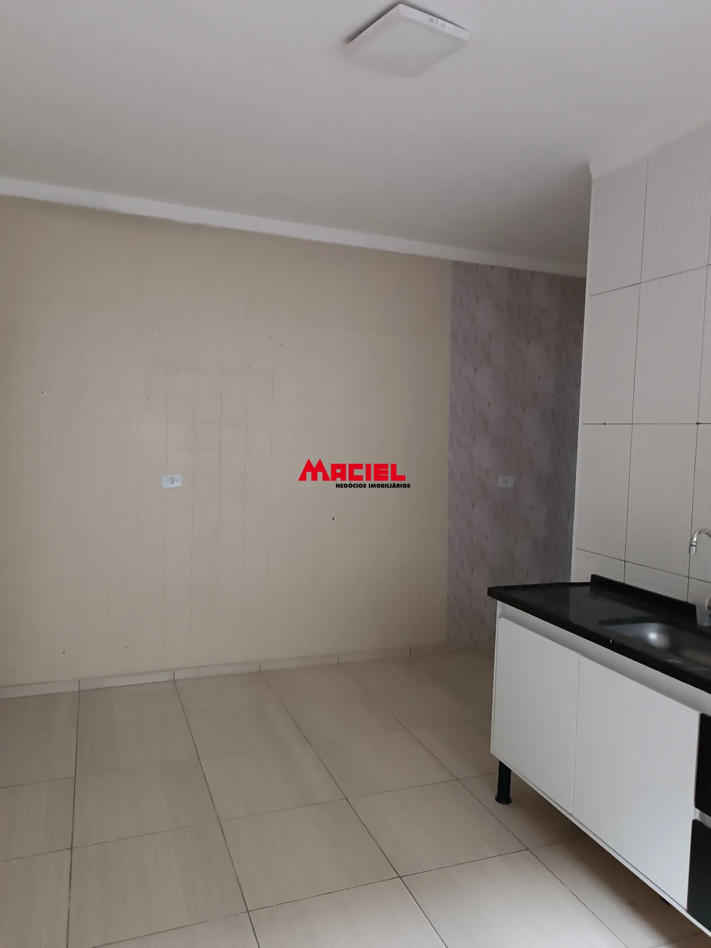 Alugar Casa / Padr&atilde;o em S&atilde;o Jos&eacute; dos Campos R$ 3.100,00 - Foto 7