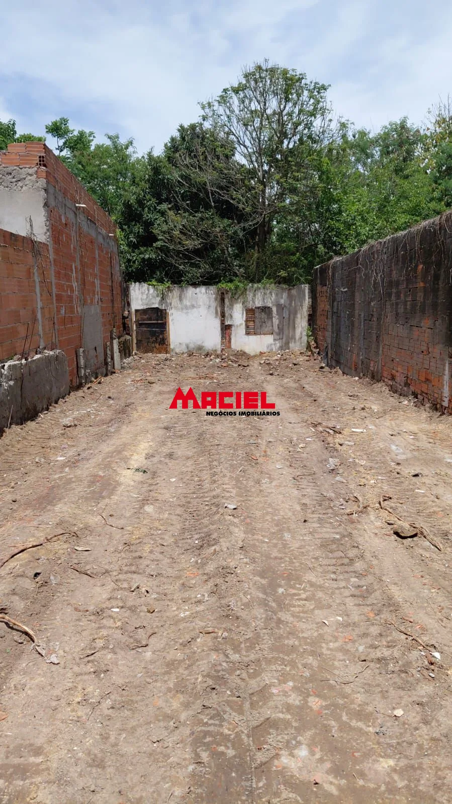 Comprar Terreno / Padr&atilde;o em S&atilde;o Jos&eacute; dos Campos R$ 240.000,00 - Foto 3