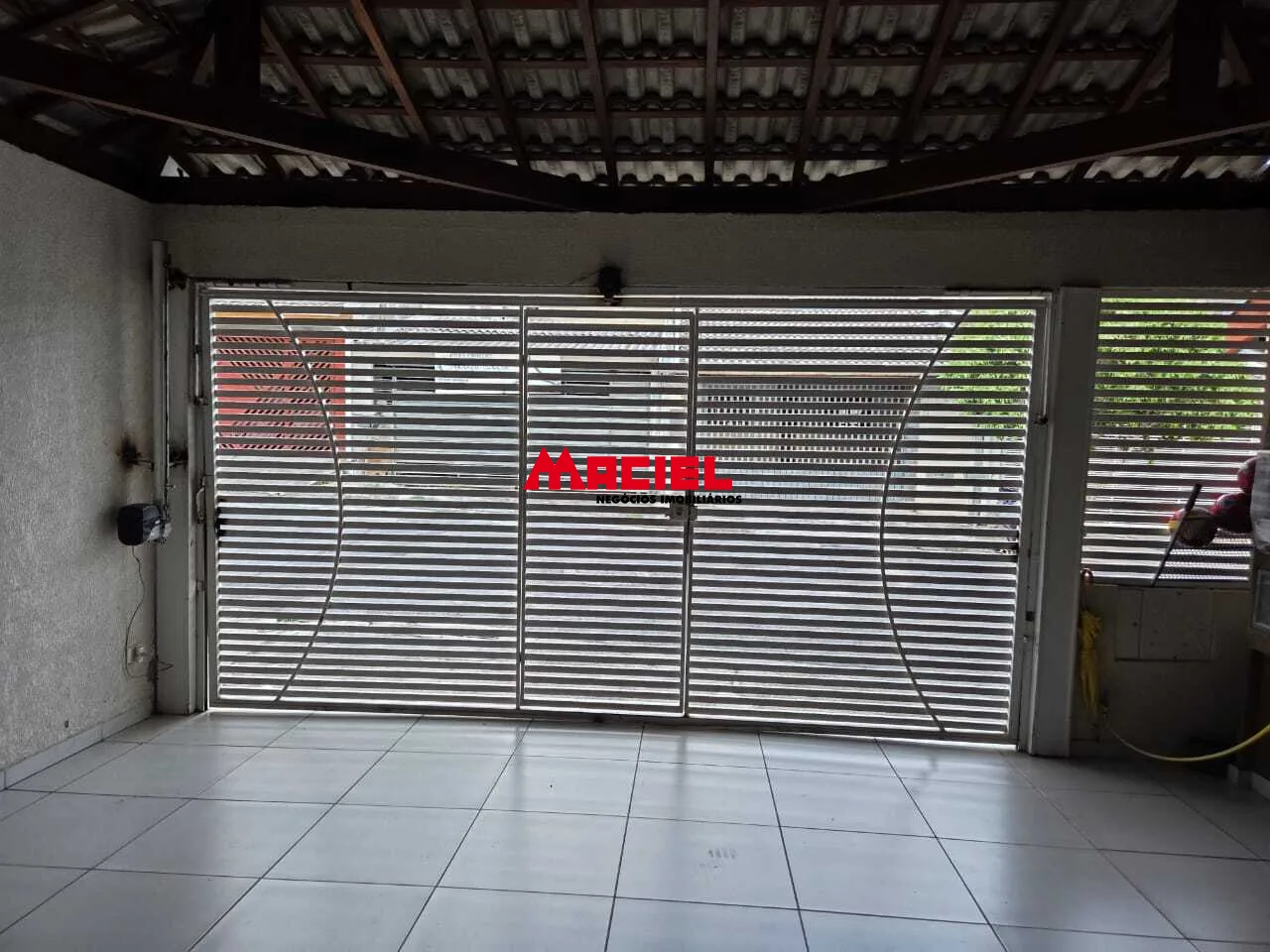 Comprar Casa / Padr&atilde;o em S&atilde;o Jos&eacute; dos Campos R$ 340.000,00 - Foto 1