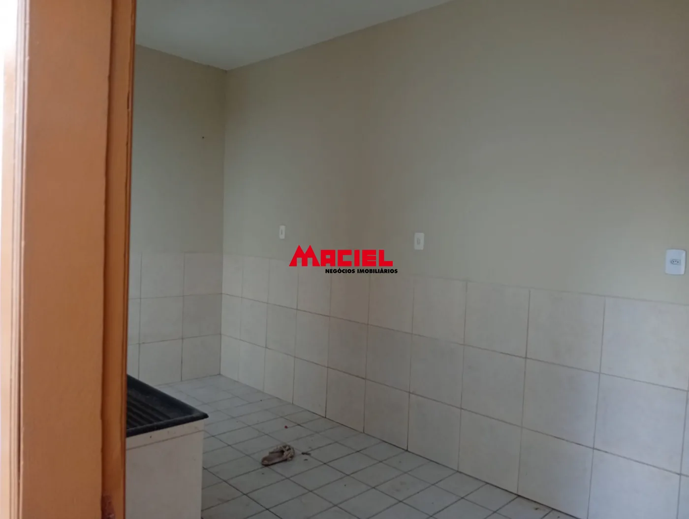 Alugar Casa / Sobrado em S&atilde;o Jos&eacute; dos Campos R$ 3.200,00 - Foto 3
