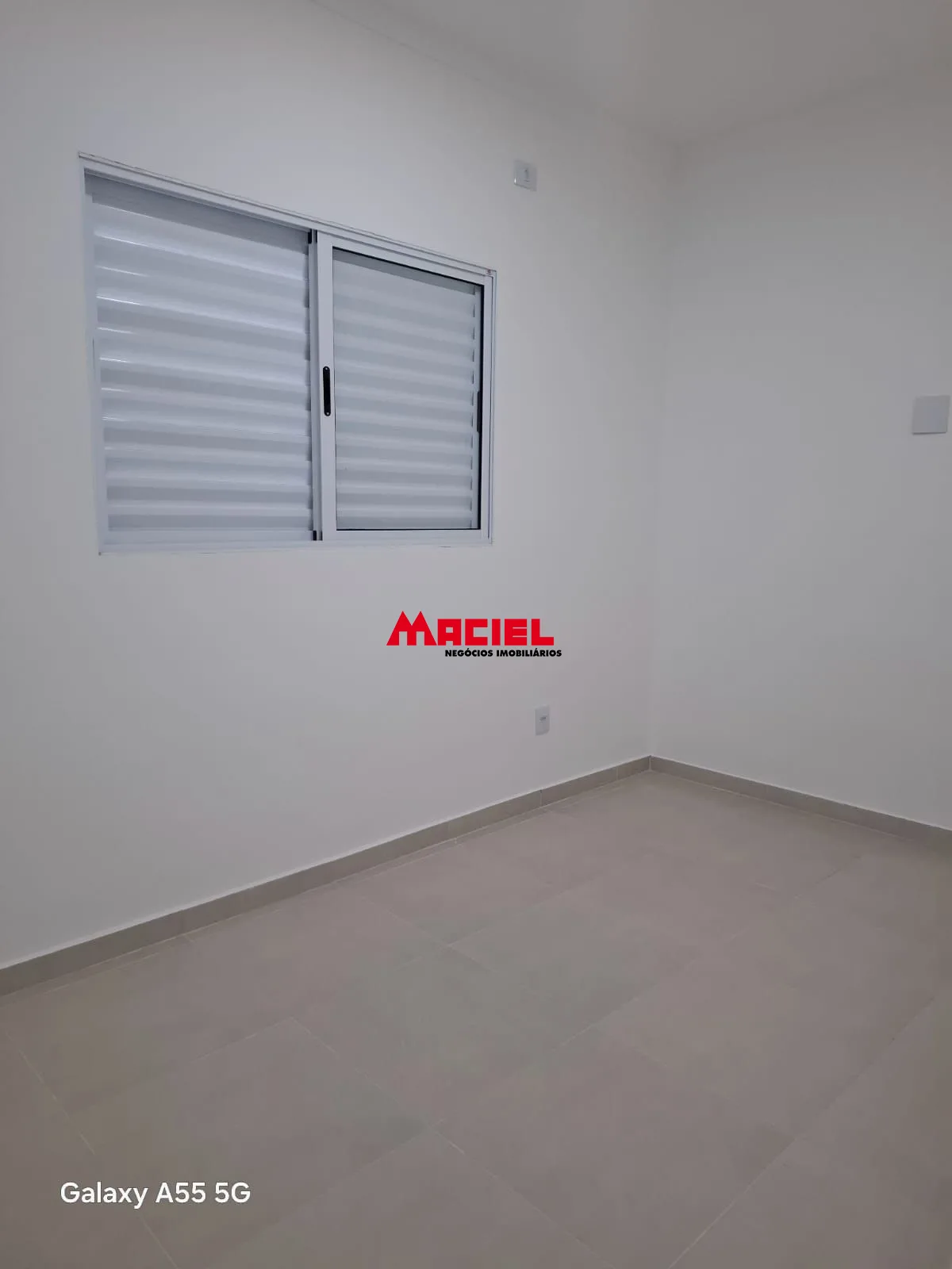 Comprar Casa / Padr&atilde;o em Ca&ccedil;apava R$ 400.000,00 - Foto 6