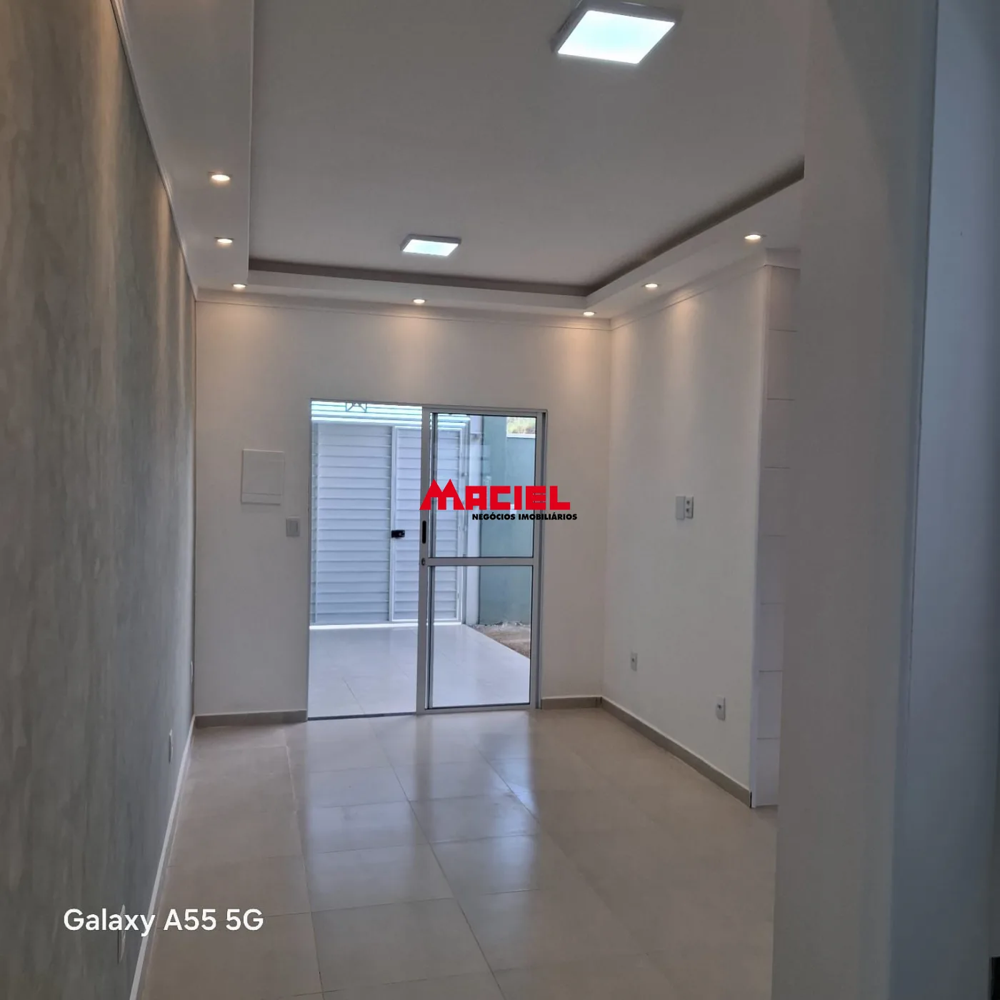 Comprar Casa / Padr&atilde;o em Ca&ccedil;apava R$ 400.000,00 - Foto 10