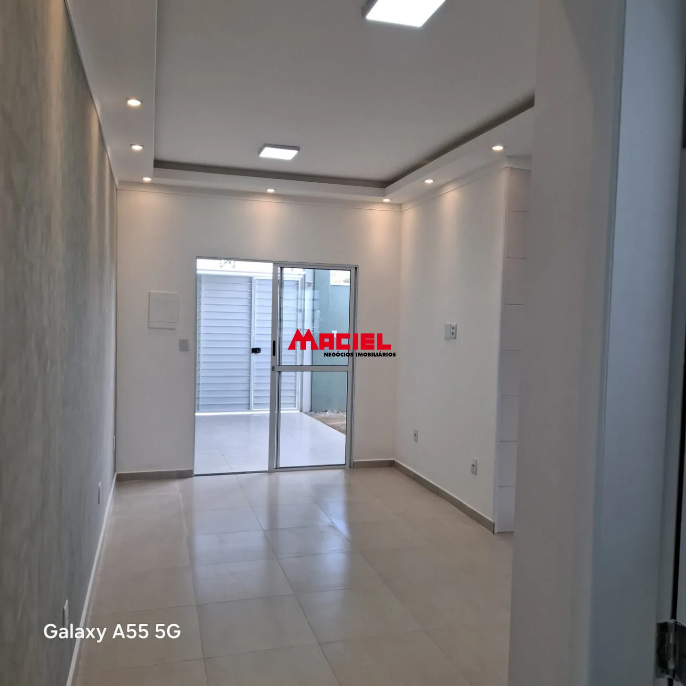 Comprar Casa / Padr&atilde;o em Ca&ccedil;apava R$ 400.000,00 - Foto 12