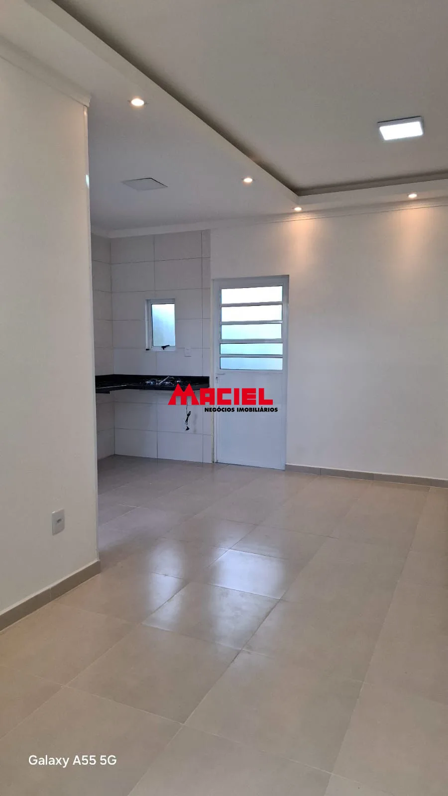 Comprar Casa / Padr&atilde;o em Ca&ccedil;apava R$ 400.000,00 - Foto 19