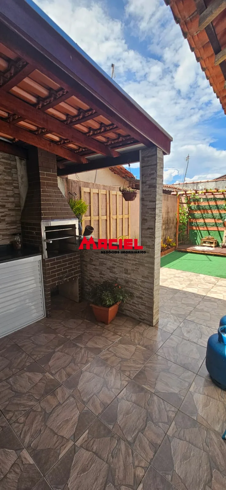 Comprar Casa / Padr&atilde;o em S&atilde;o Jos&eacute; dos Campos R$ 700.000,00 - Foto 18