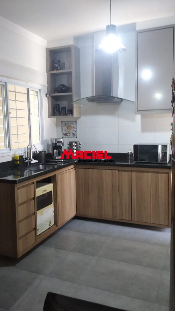 Comprar Casa / Padr&atilde;o em Jacare&iacute; R$ 570.000,00 - Foto 4