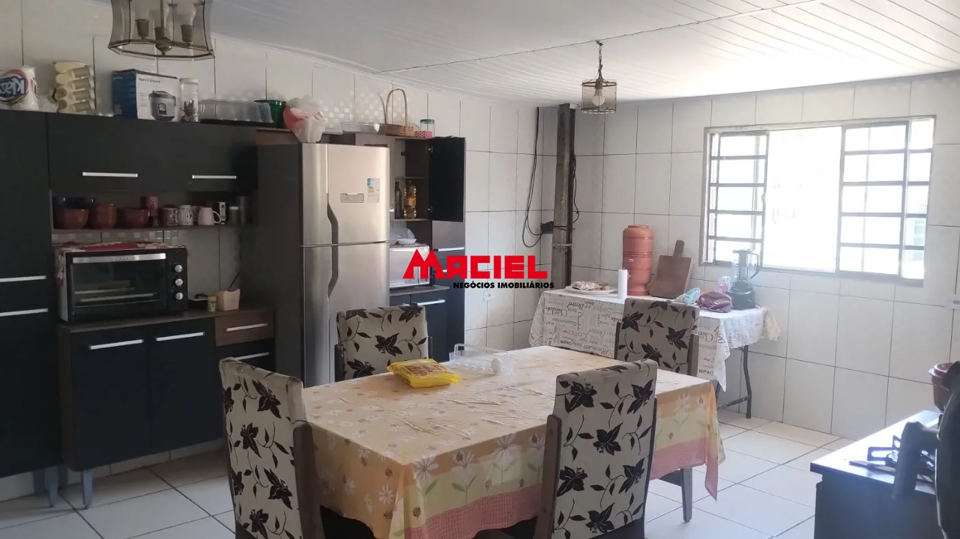 Comprar Casa / Sobrado em S&atilde;o Jos&eacute; dos Campos R$ 320.000,00 - Foto 2