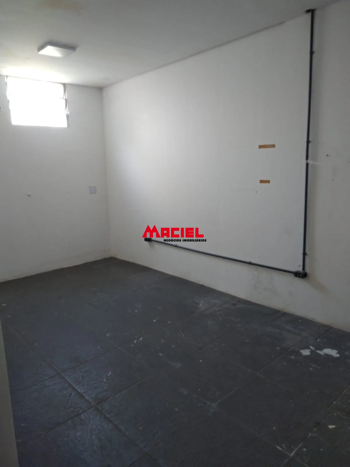 Alugar Comercial / Ponto Comercial em S&atilde;o Jos&eacute; dos Campos R$ 18.000,00 - Foto 7