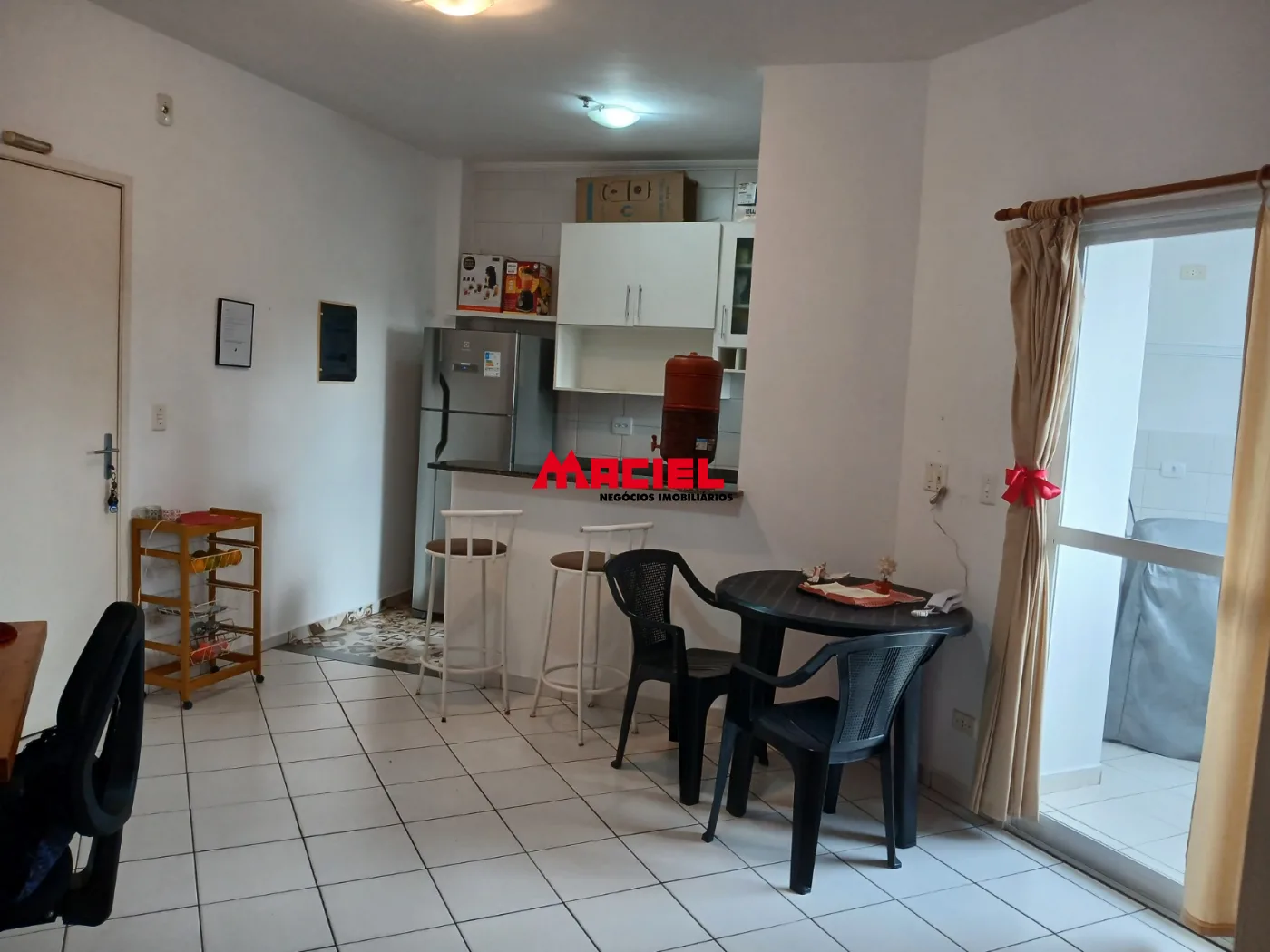 Comprar Apartamento / Padr&atilde;o em S&atilde;o Jos&eacute; dos Campos R$ 430.000,00 - Foto 2