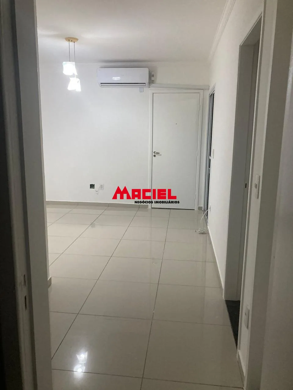 Comprar Apartamento / Padr&atilde;o em S&atilde;o Jos&eacute; dos Campos R$ 320.000,00 - Foto 4